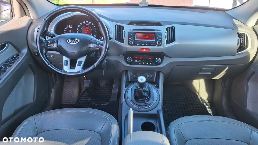 Kia Sportage 2.0 CVVT 4WD Vision - 9