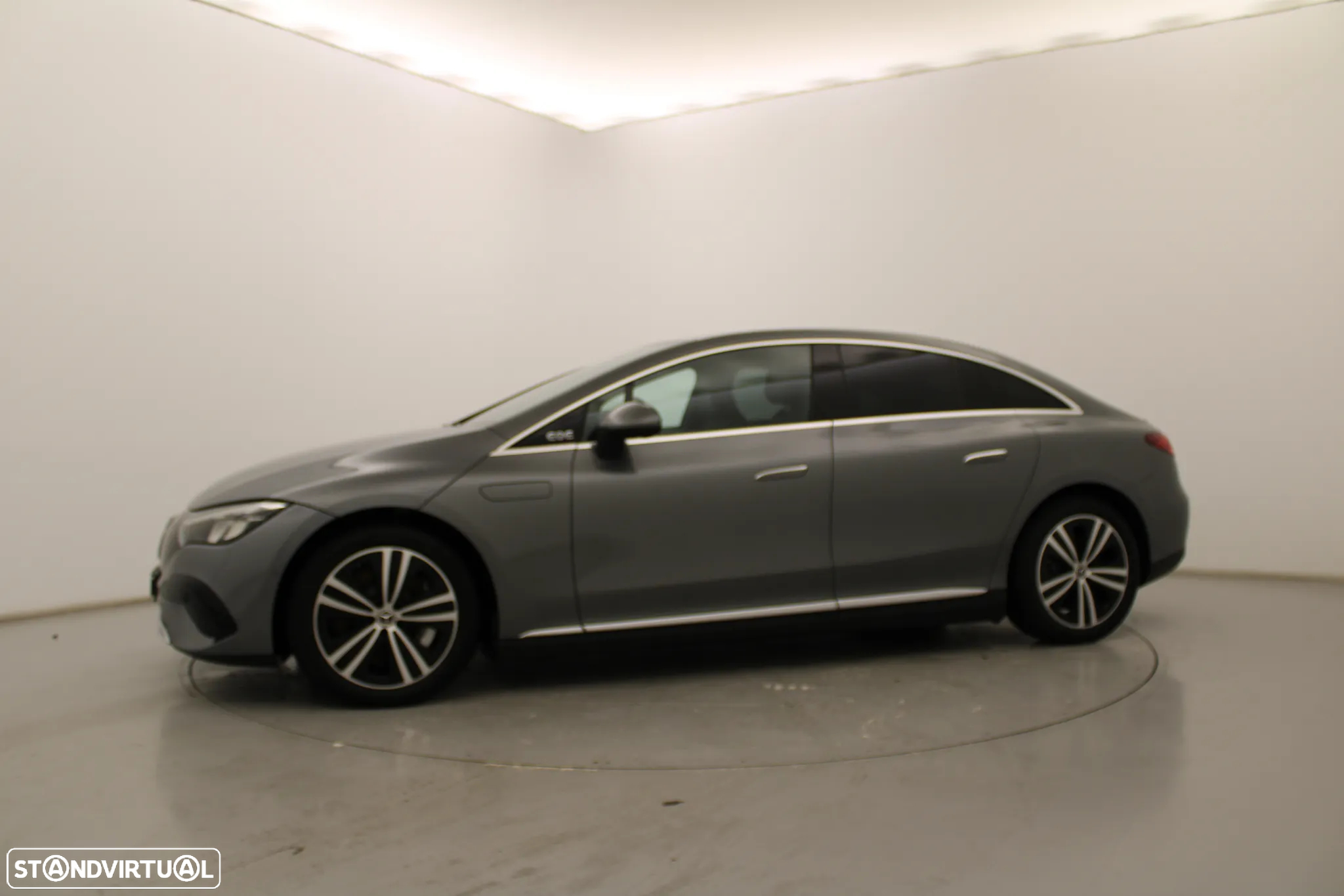 Mercedes-Benz EQE 350 - 7