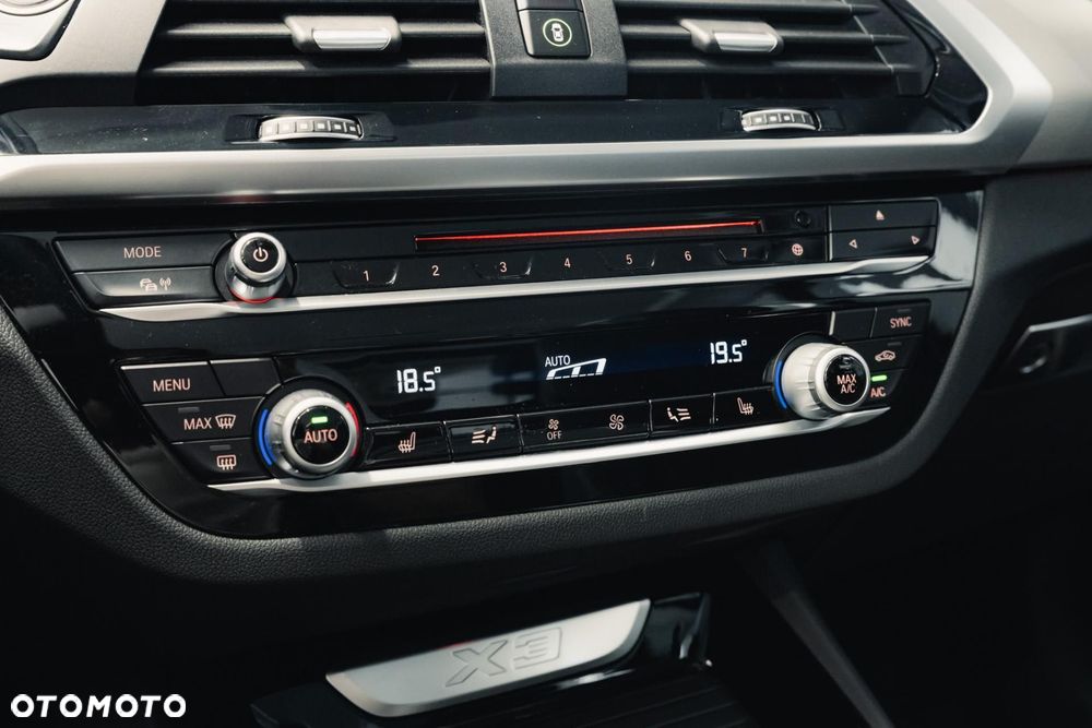 BMW X3 xDrive20d MHEV Advantage - 27