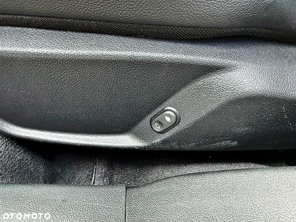 Ford Mondeo 2.0 TDCi Titanium - 27