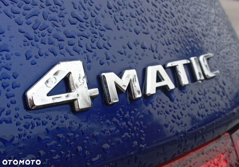 Mercedes-Benz GLB - 15