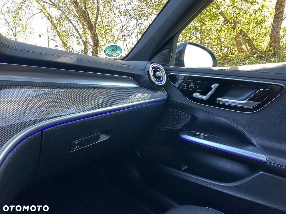 Mercedes-Benz Klasa C 180 9G-TRONIC Edition AMG Line - 27