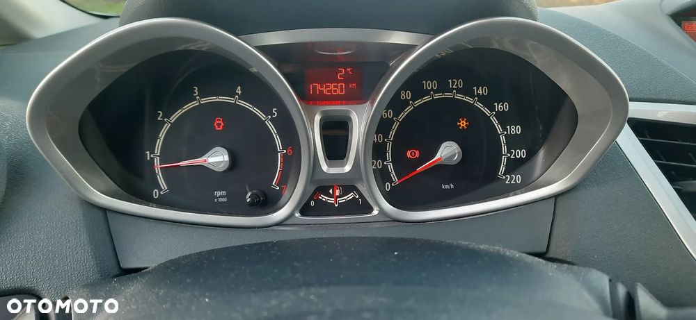 Ford Fiesta 1.25 Titanium - 9