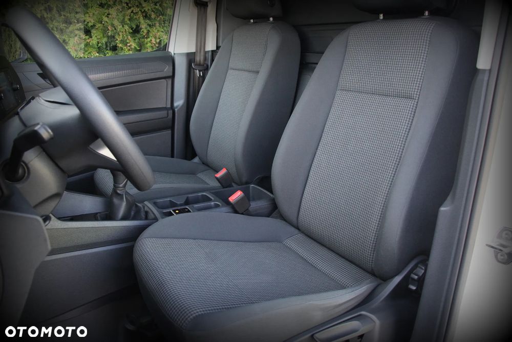 Volkswagen CADDY MAXI - 15