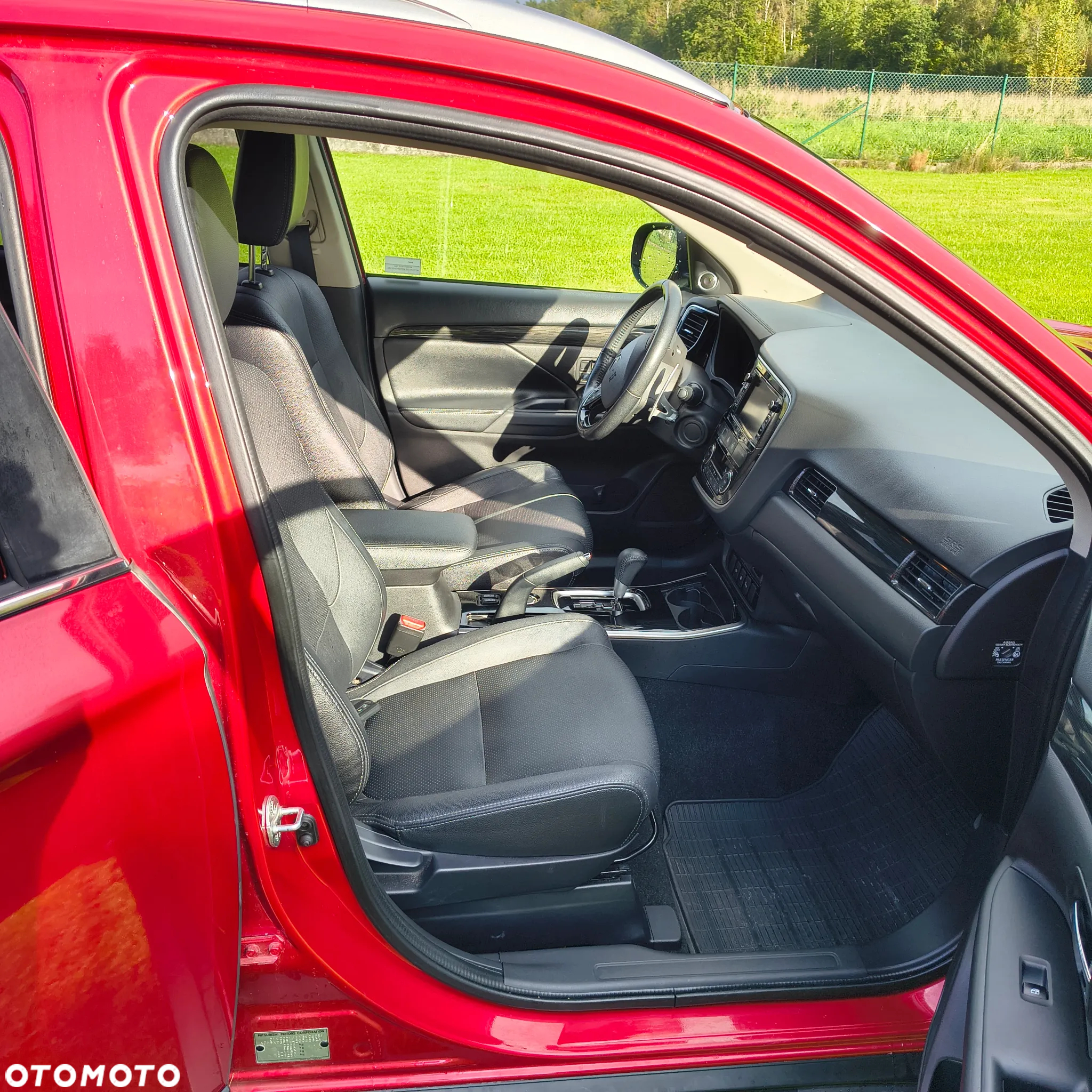 Mitsubishi Outlander 2.0 Intense + Navi 4WD CVT - 6