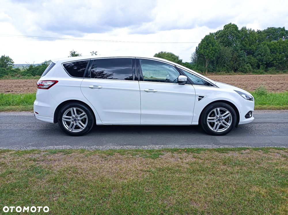 Ford S-Max 2.0 TDCi Titanium PowerShift - 36