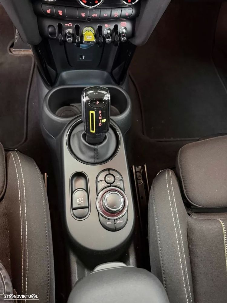 MINI 3 Portas Cooper SE Premium Essential - 22