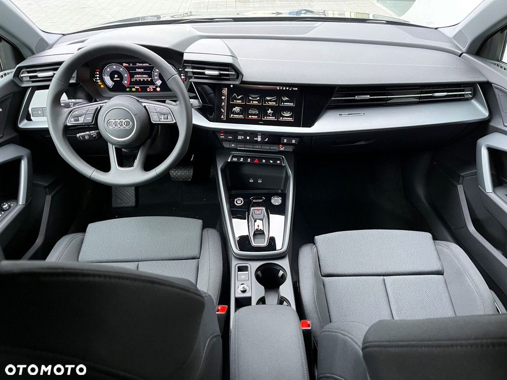 Audi A3 Sportback - 12