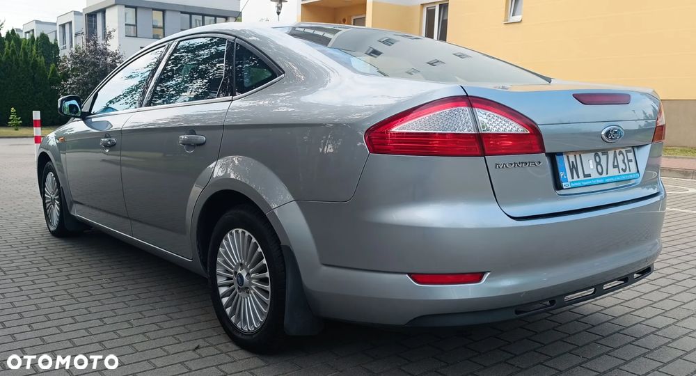 Ford Mondeo 2.0 Titanium - 4