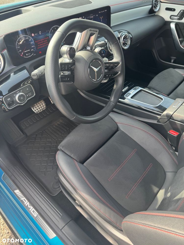 Mercedes-Benz CLA AMG 35 mHEV 4-Matic 8G-DCT - 11