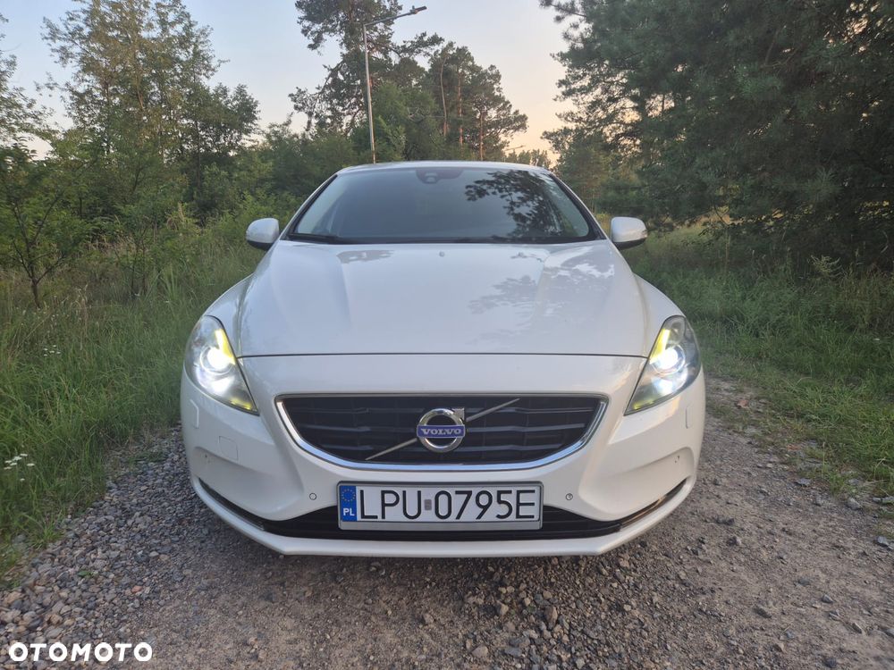 Volvo V40 D2 R-Design Momentum - 14