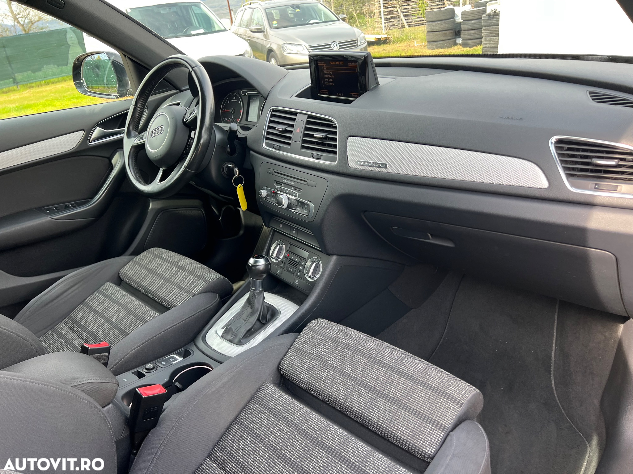 Audi Q3 2.0 TDI Quattro S tronic - 3
