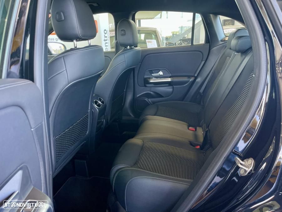 Mercedes-Benz GLA 250 e 8G-DCT Progressive - 30