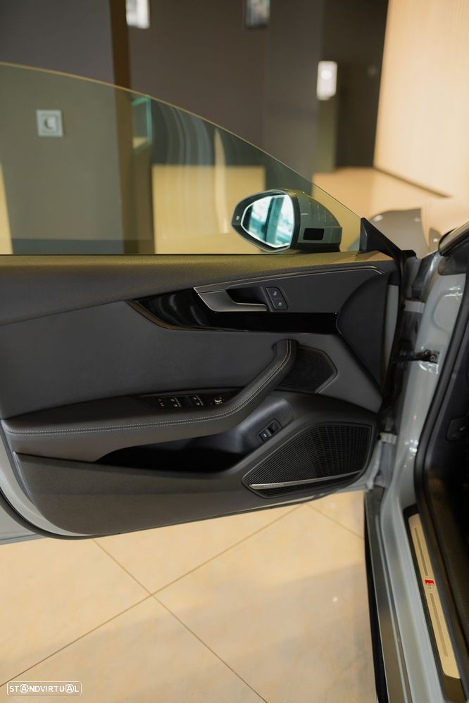 Audi A5 2.0 TDI S-line S tronic - 27