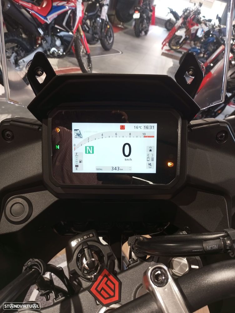 Honda Transalp XL 750 - 5