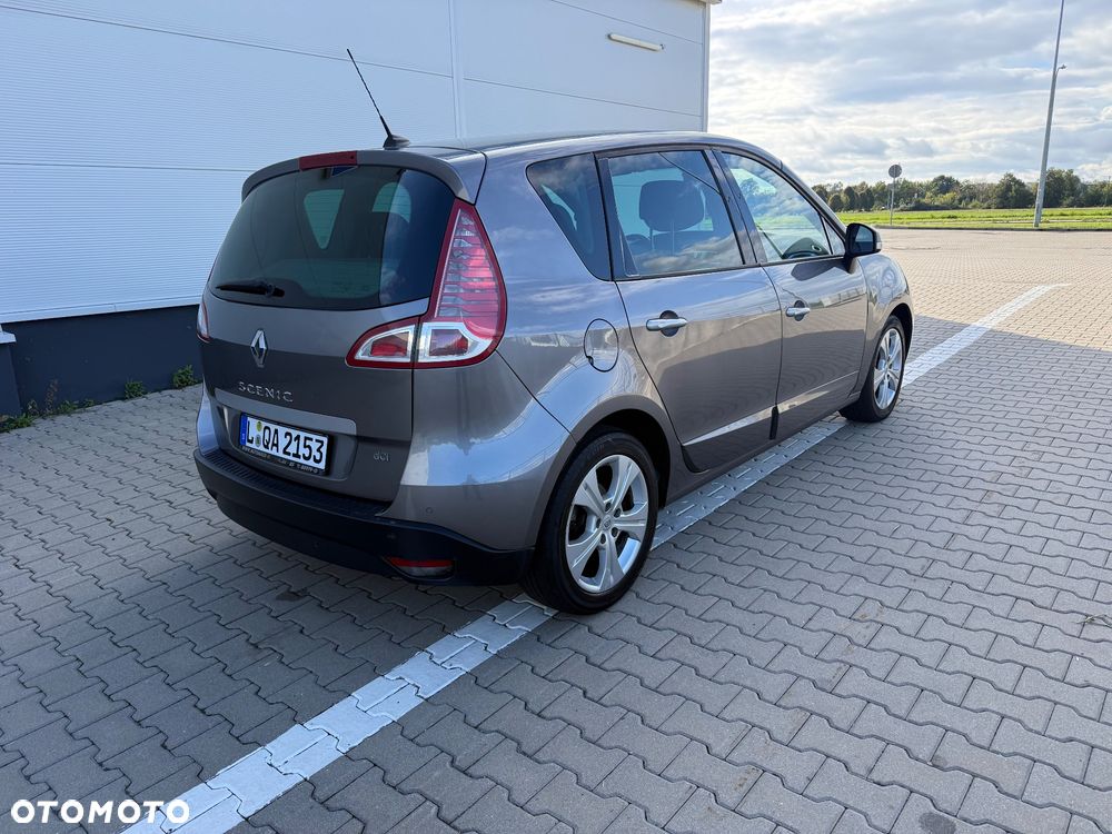 Renault Scenic 1.9 dCi Confort Authentique - 3