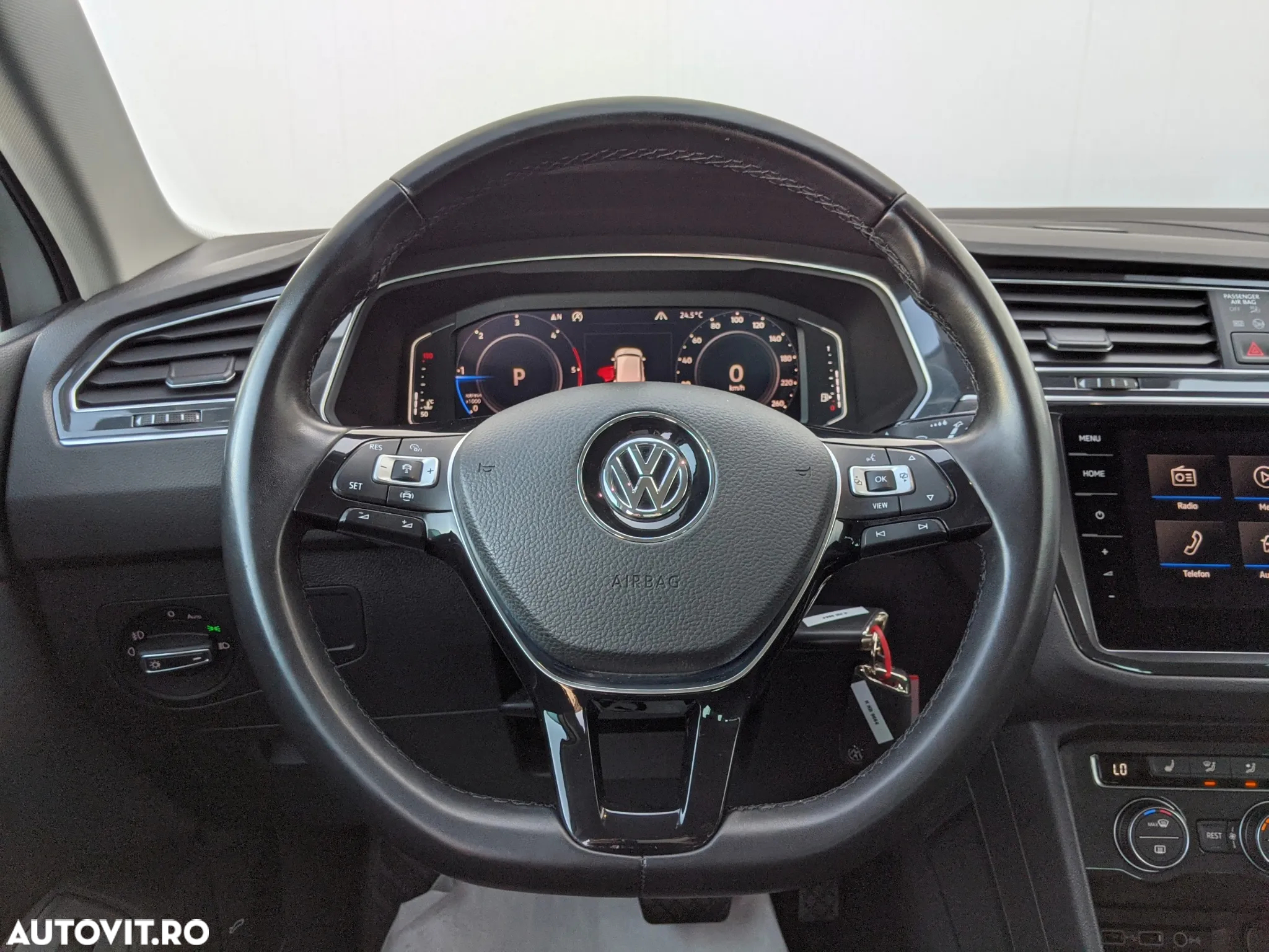 Volkswagen Tiguan - 15