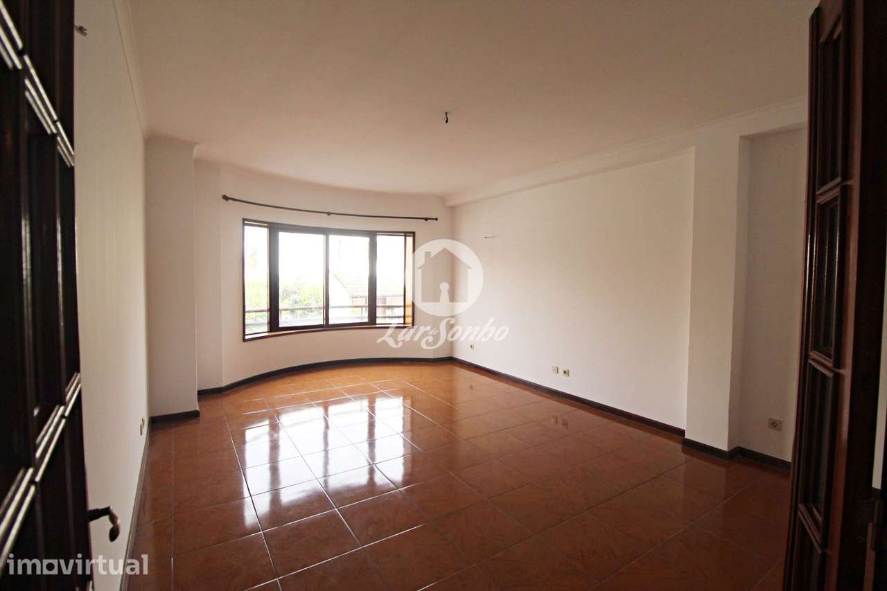 Apartamento T2 em Venda Nova  Rio Tinto com garagem box de 35m2 - Grande imagem: 4/23