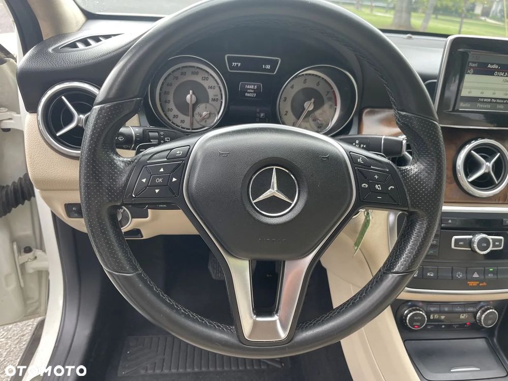 Mercedes-Benz GLA 250 4-Matic - 26