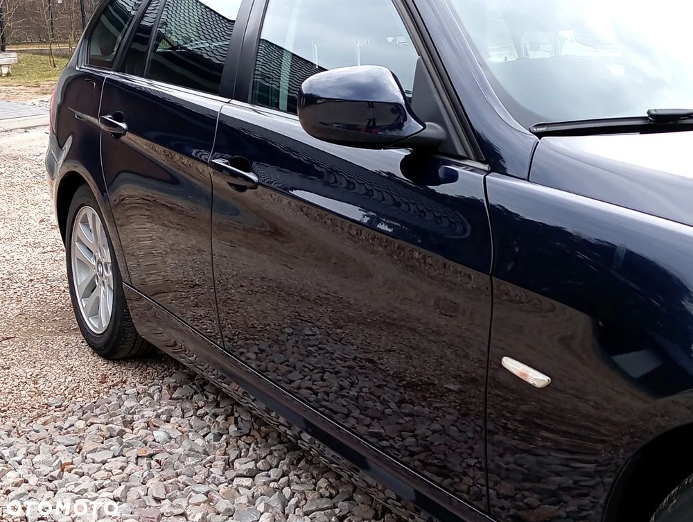 BMW Seria 3 318i Edition Sport - 10