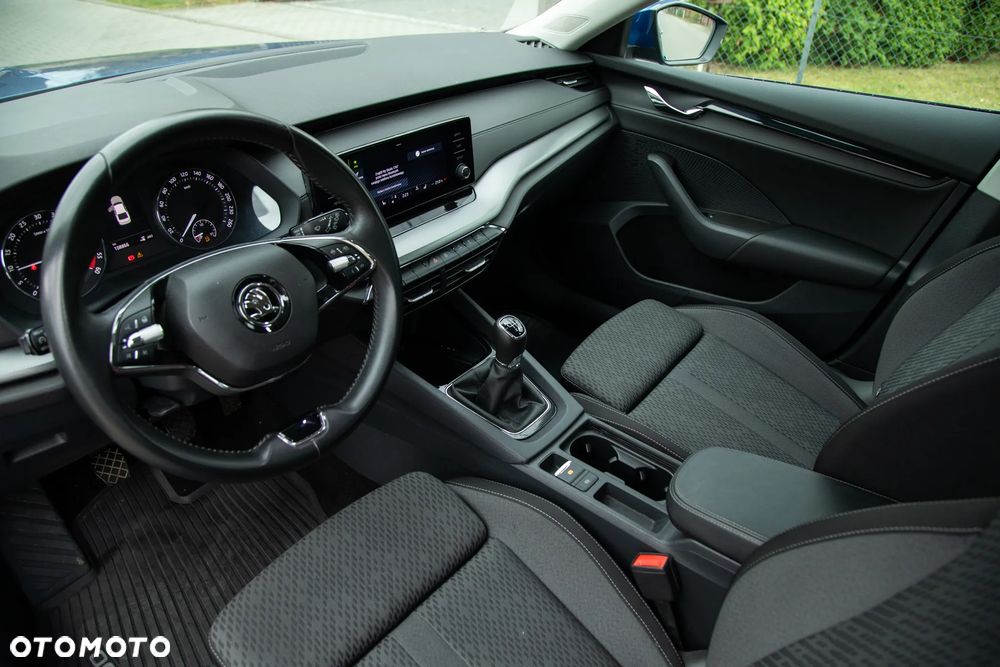 Skoda Octavia 2.0 TDI Active - 9