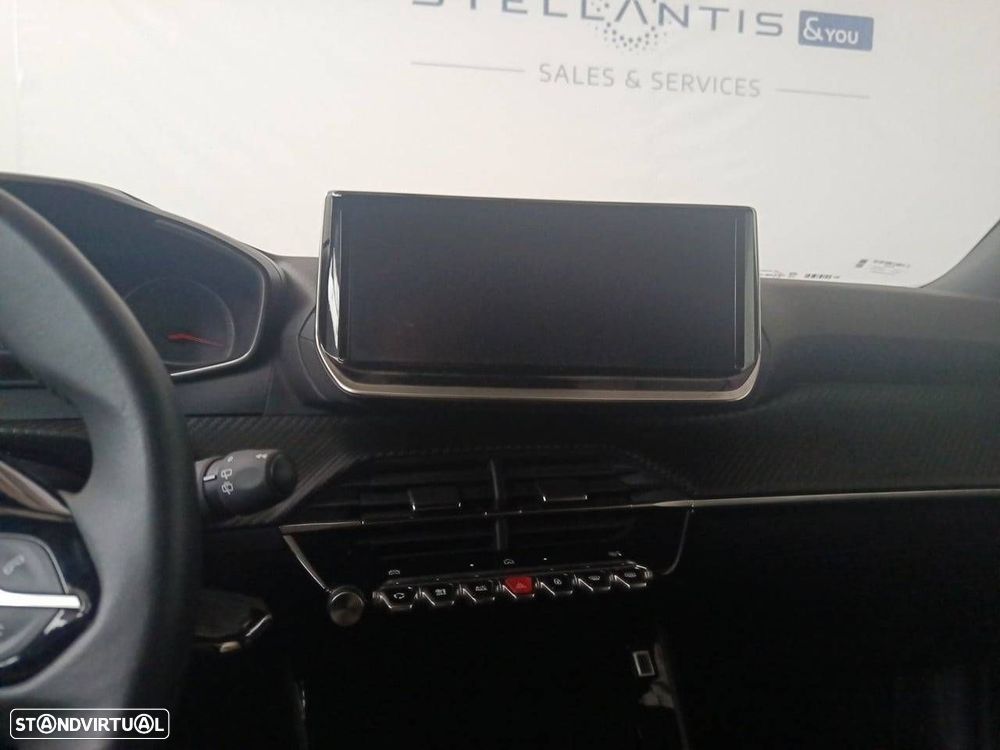 Peugeot 2008 1.2 PureTech Style - 20