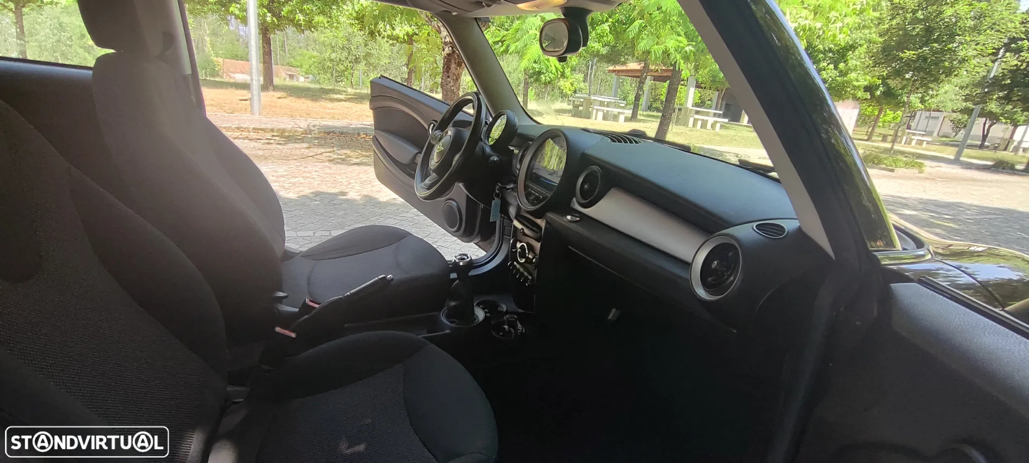 MINI 3 Portas One 1.6 - 22