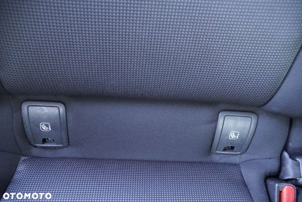 Mazda CX-30 SKYACTIV-D 1.8 - 19