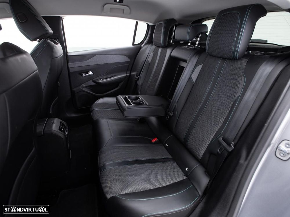 Peugeot 308 - 11