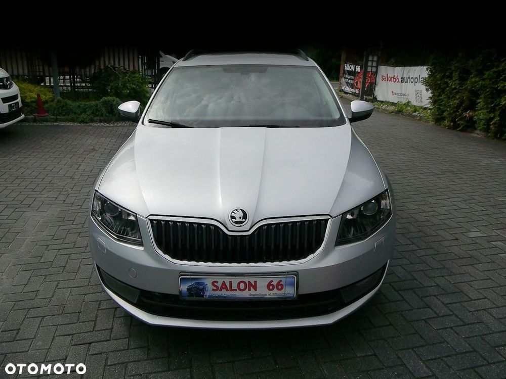 Skoda Octavia 2.0 TDI Sportline - 7