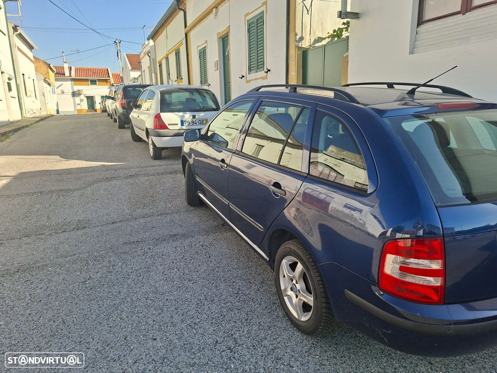 Skoda Fabia Break 1.2 Active - 5