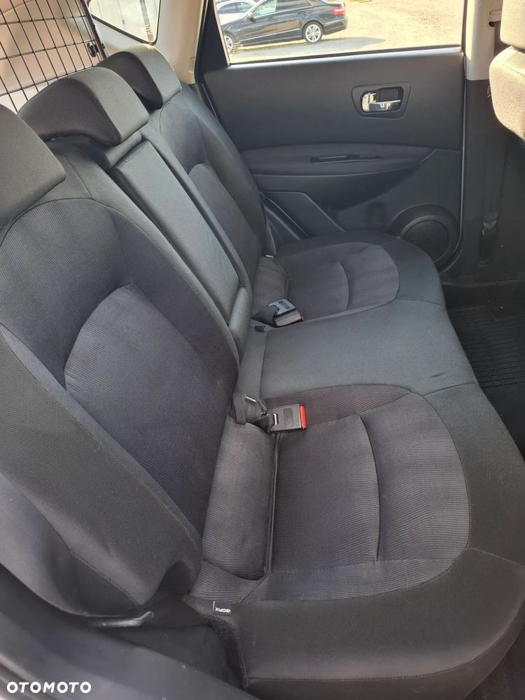 Nissan Qashqai 2.0 dCi DPF 4x4 tekna - 12