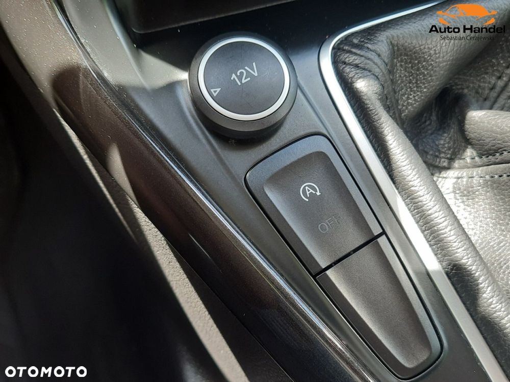 Ford Focus 1.5 EcoBoost STart-Stopp-System TITANIUM - 38