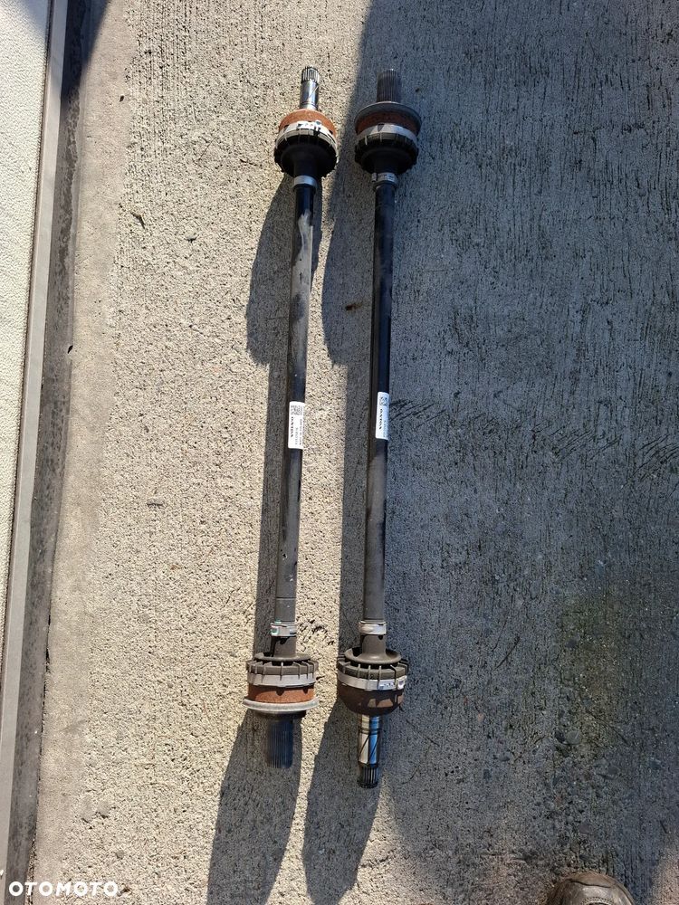 VOLVO XC60 II XC90 II PÓŁOŚ TYŁ LEWA PRAWA TYLNA 31325816 - 1