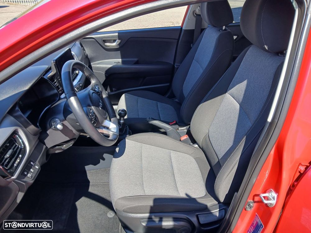 Kia Stonic 1.2 Dynamic - 2