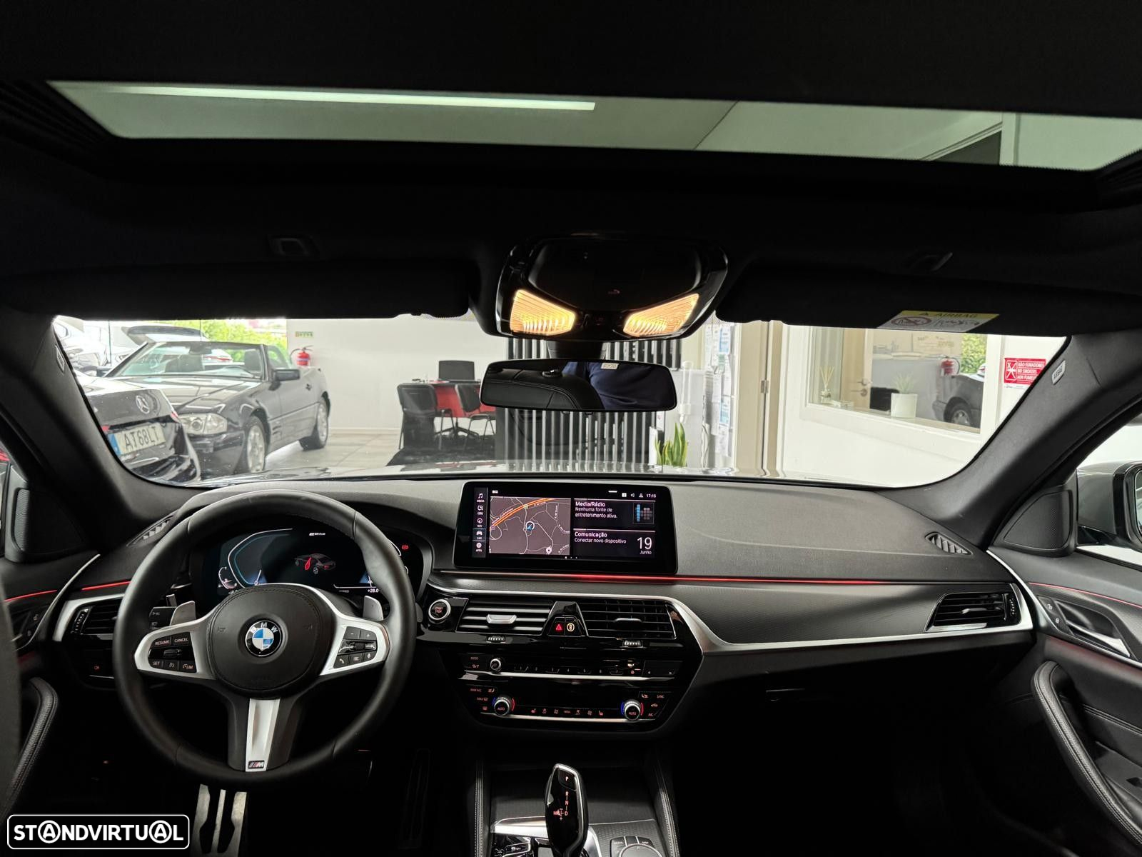 BMW 520 e Pack M - 14