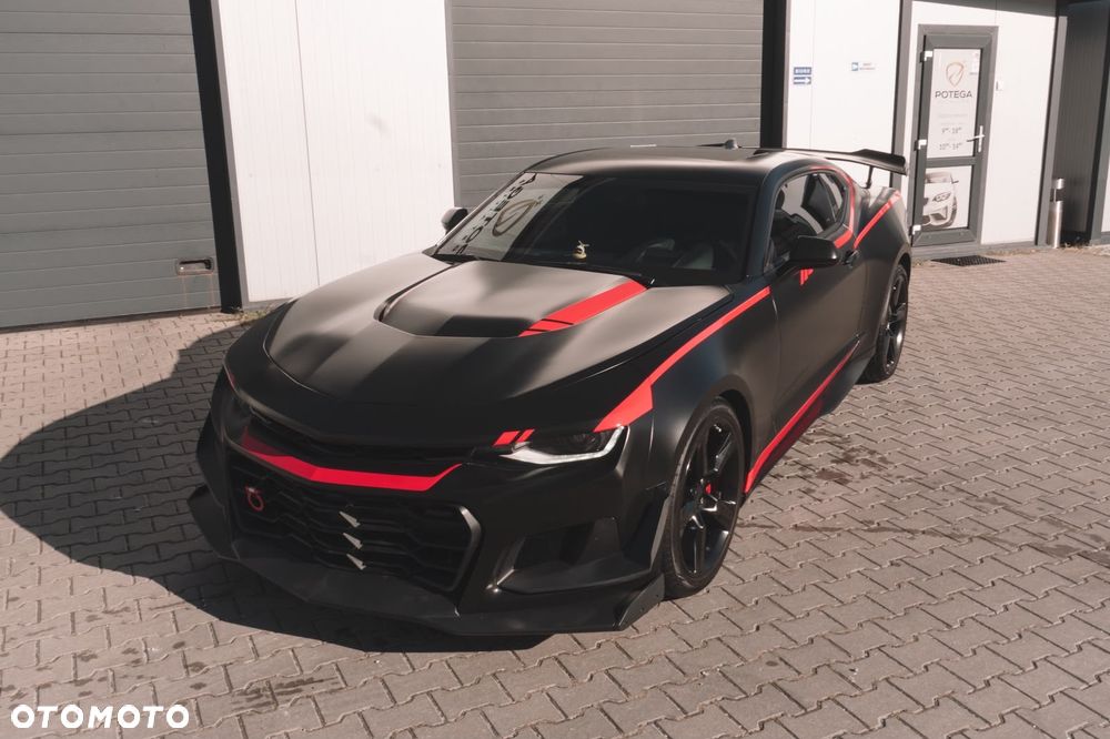Chevrolet Camaro - 2