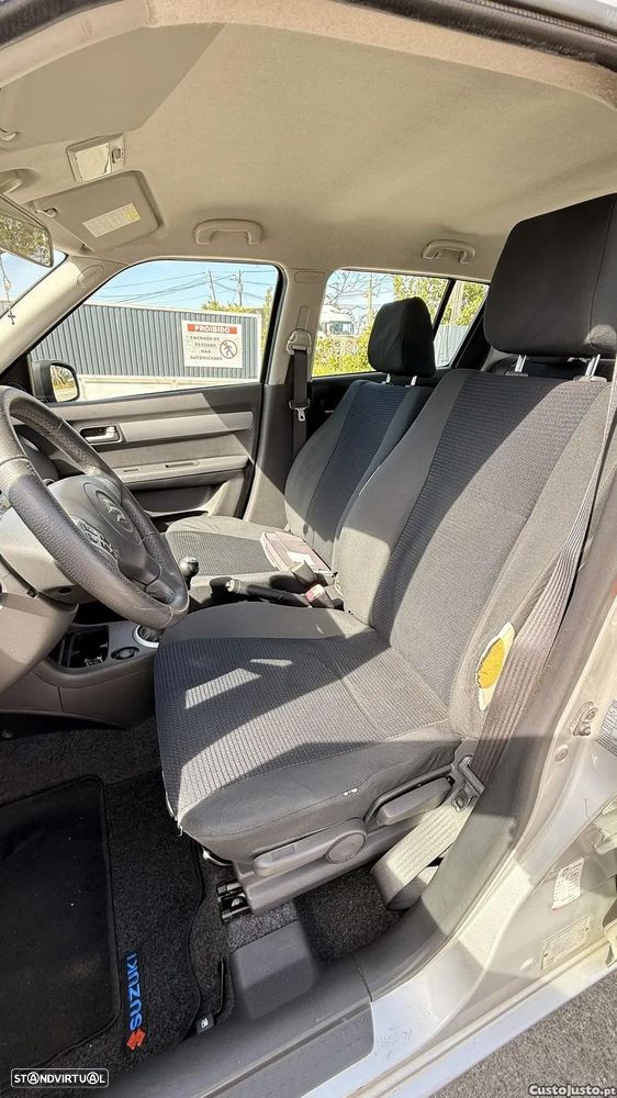 Suzuki Swift 1.3 DDiS GLX - 5