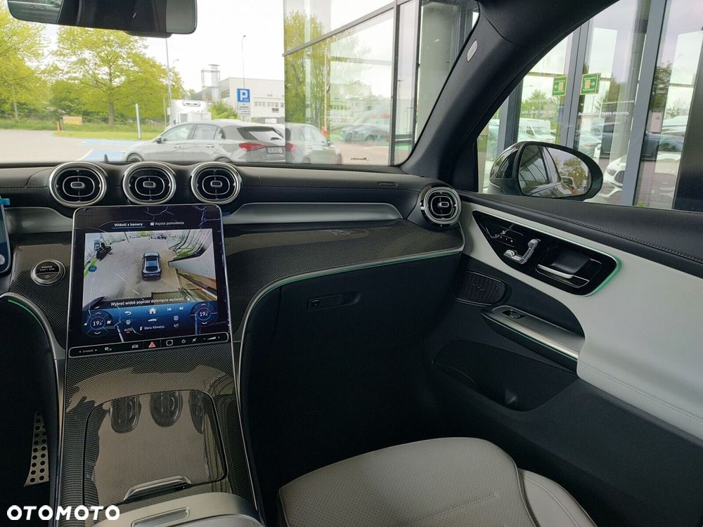 Mercedes-Benz GLC - 14