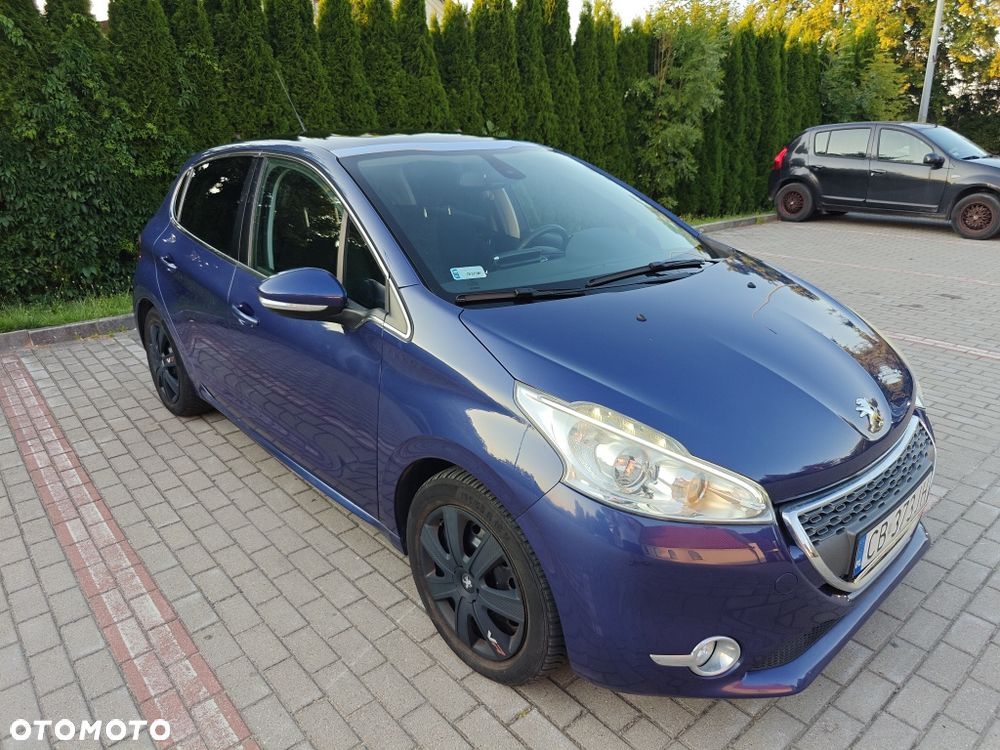 Peugeot 208 - 3