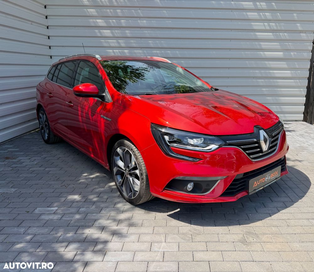 Renault Megane ENERGY dCi 110 EDC BOSE EDITION - 4