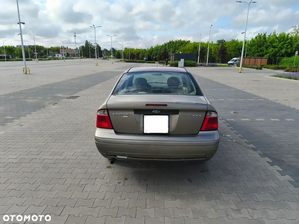 Ford Focus - 11
