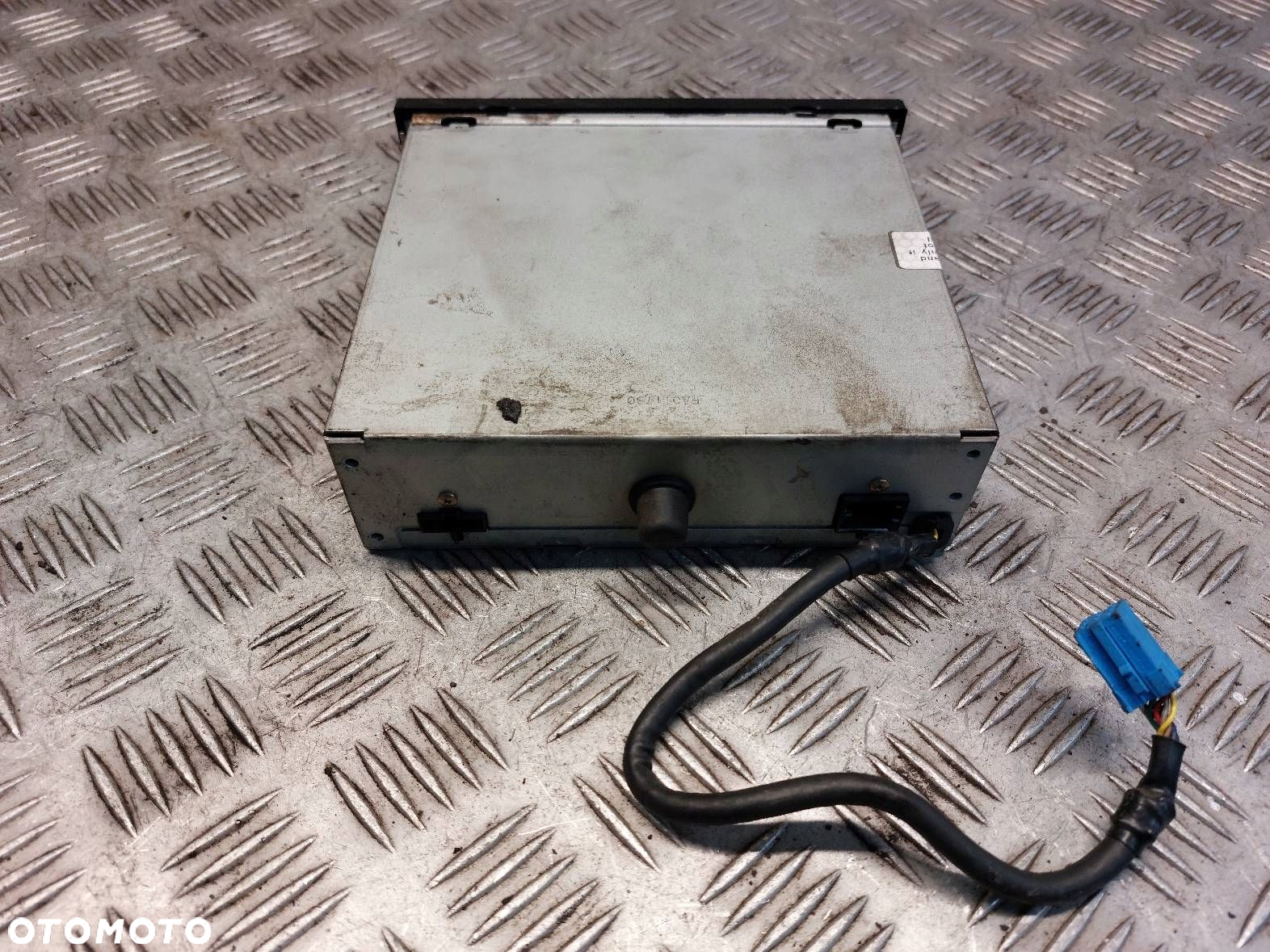 RADIO ODTWARZACZ BETA + ZMIENIARKA + PRZEŁĄCZNIKI MULTIFUNKCJI VW BORA - 4