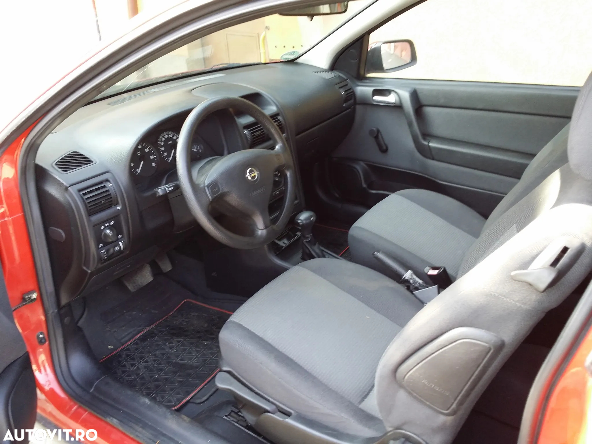 Opel Astra 1.6 - 4