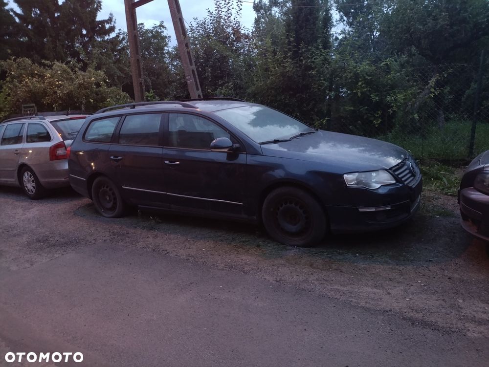 Volkswagen Passat - 5
