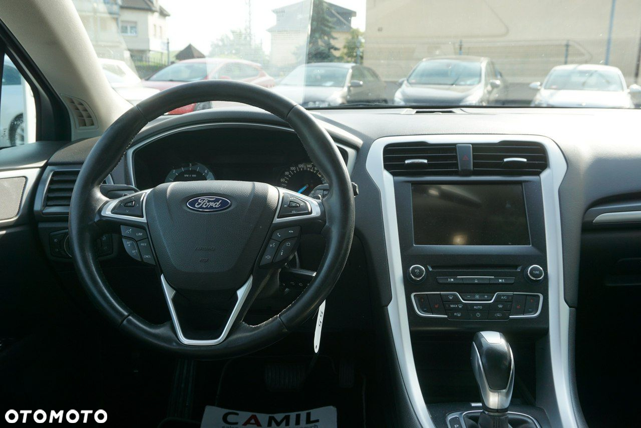 Ford Mondeo - 12