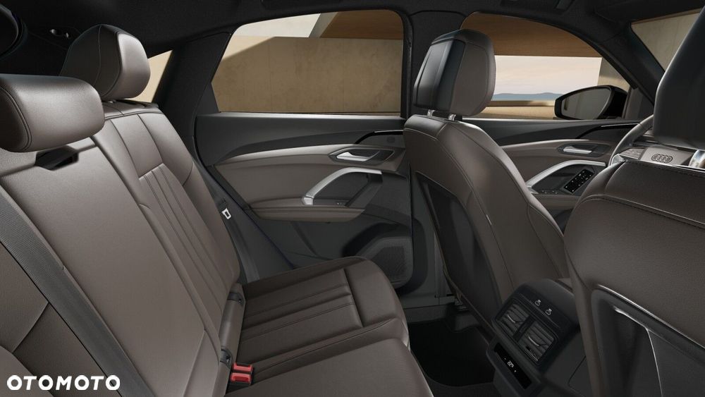 Audi Q5 Sportback - 9