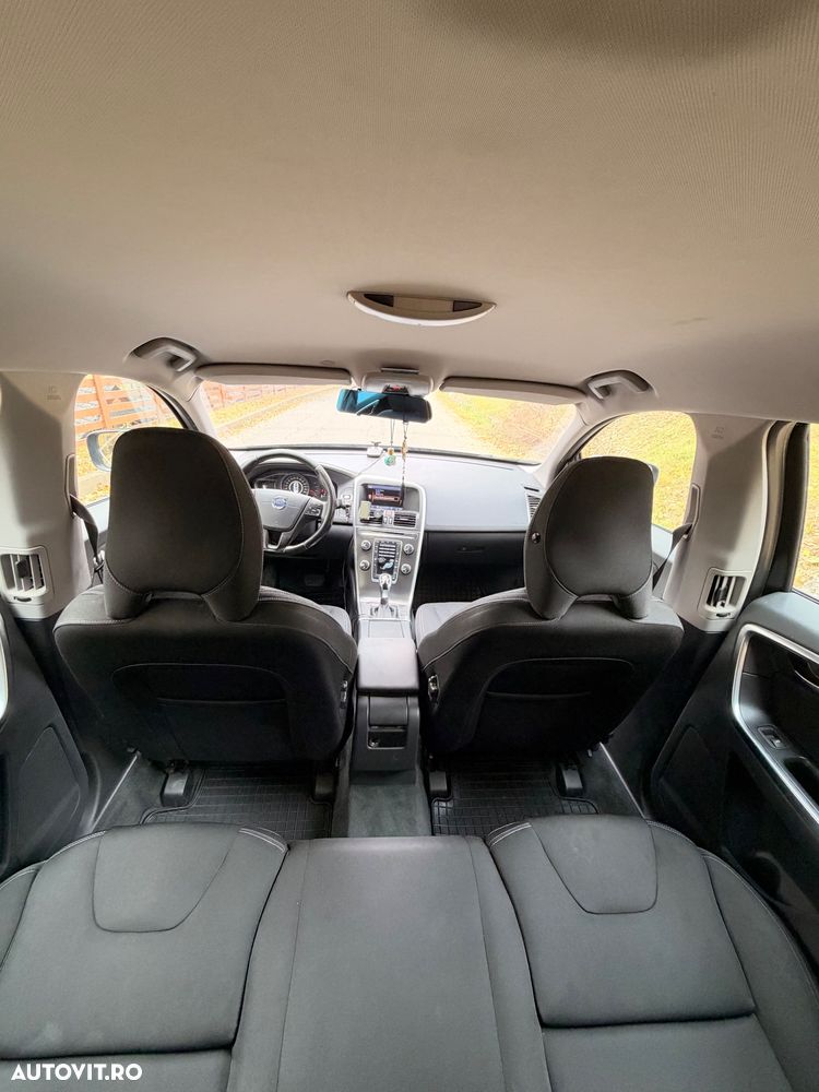 Volvo XC 60 - 6