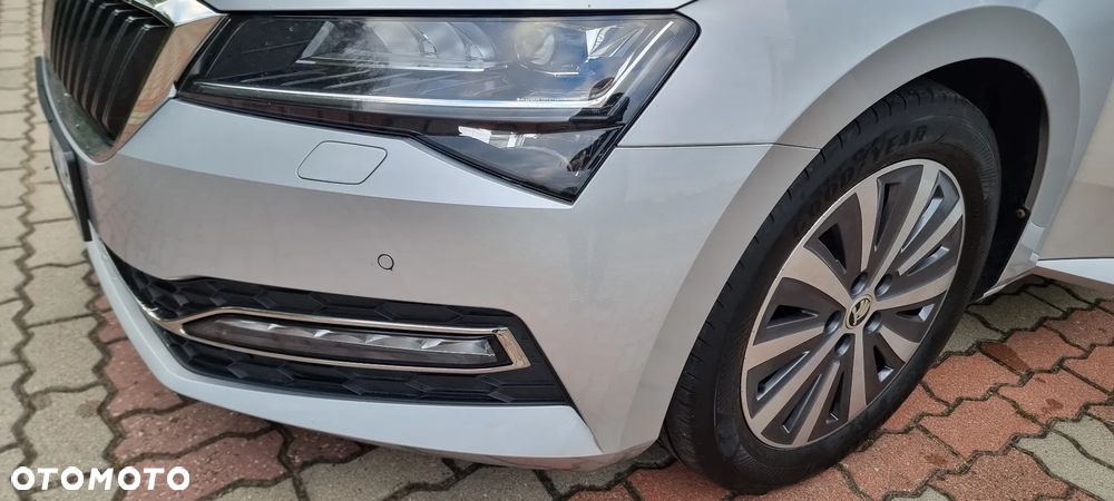 Skoda Superb 2.0 TDI SCR Style DSG - 13