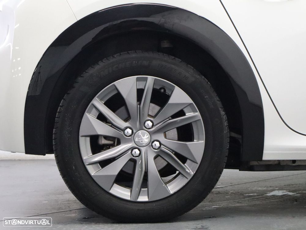 Peugeot e-208 50 kWh Allure - 25